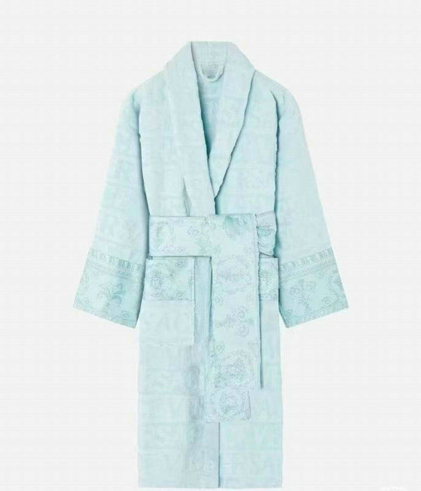Versace Bathrobe (11)