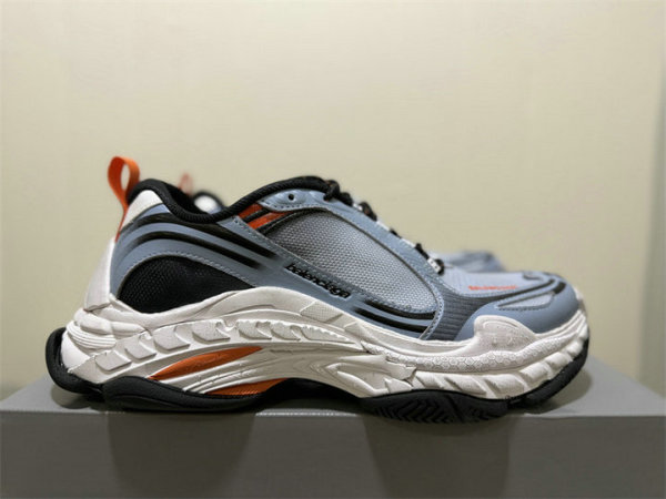 Balenciaga Triple-S 2 Sneakers (54)