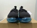 Grounds Sneaker (1)