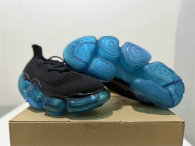 Grounds Sneaker (1)